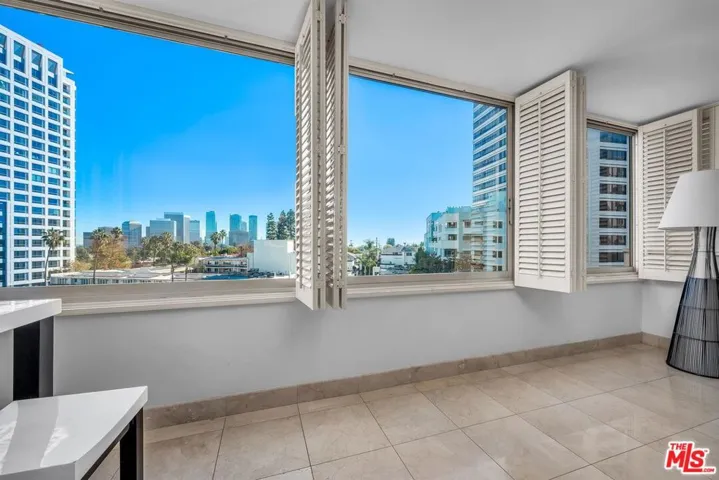 865 Comstock Avenue 4c, Los Angeles, California 90024