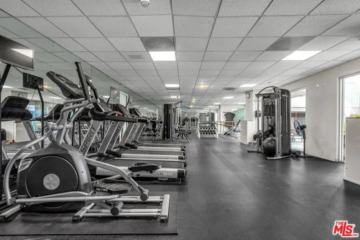 865 Comstock Avenue 4c, Los Angeles, California 90024