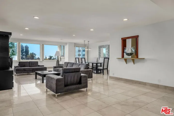 865 Comstock Avenue 4c, Los Angeles, California 90024
