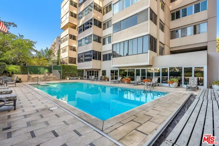 865 Comstock Avenue 4c, Los Angeles, California 90024