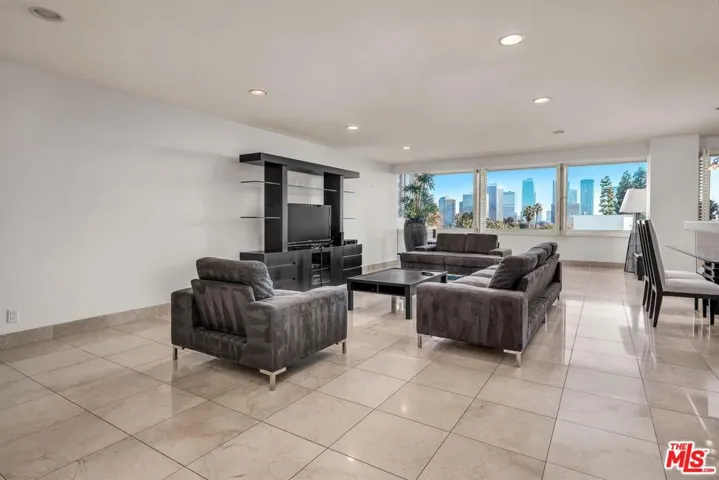 865 Comstock Avenue 4c, Los Angeles, California 90024