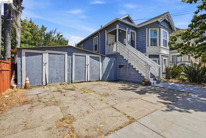 1072 56th St, Oakland, California 94608
