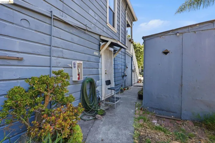 1072 56th St, Oakland, California 94608