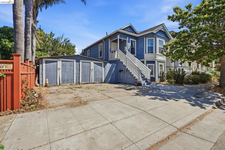1072 56th St, Oakland, California 94608