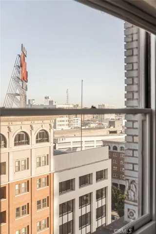939 S Broadway #1001, Los Angeles, California 90015