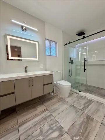 20457 Eccles, Los Angeles, California 91306