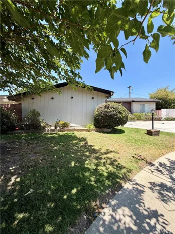 20457 Eccles, Los Angeles, California 91306