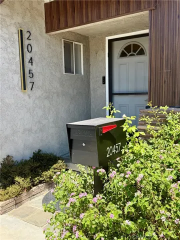 20457 Eccles, Los Angeles, California 91306