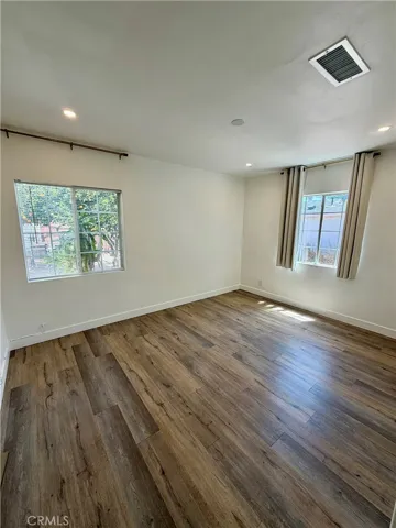 20457 Eccles, Los Angeles, California 91306