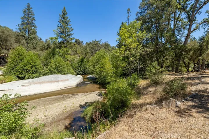 45871 Sutton Drive, Oakhurst, California 93644