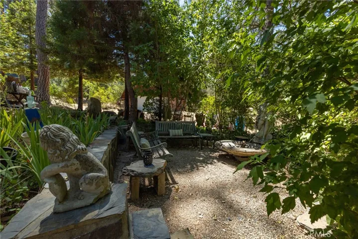 45871 Sutton Drive, Oakhurst, California 93644
