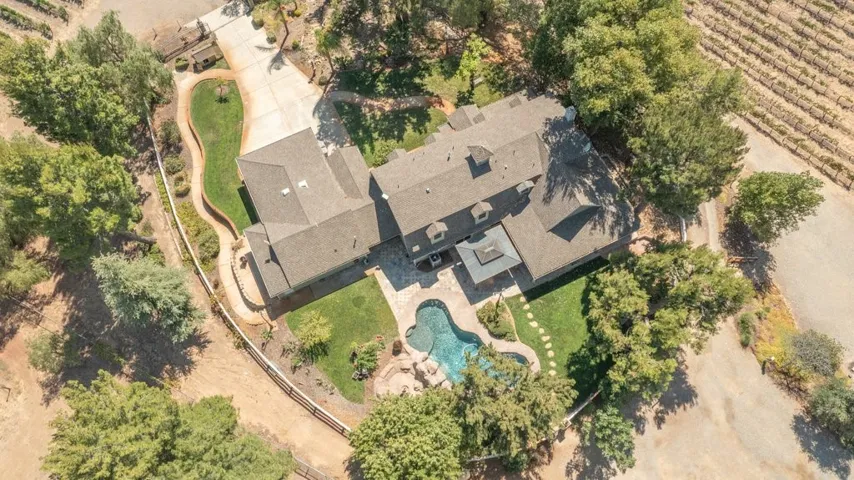 37890 Normandy, Winchester, California 92596