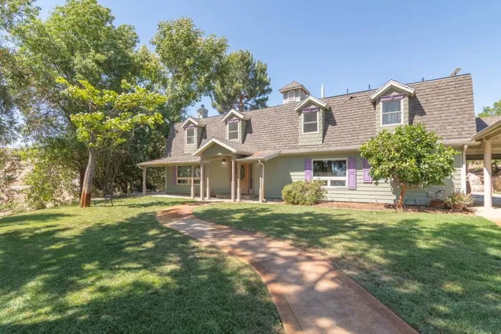 37890 Normandy, Winchester, California 92596