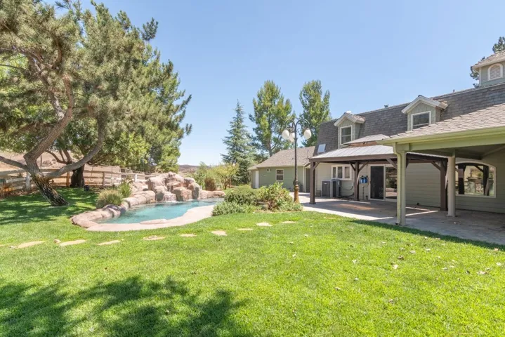 37890 Normandy, Winchester, California 92596