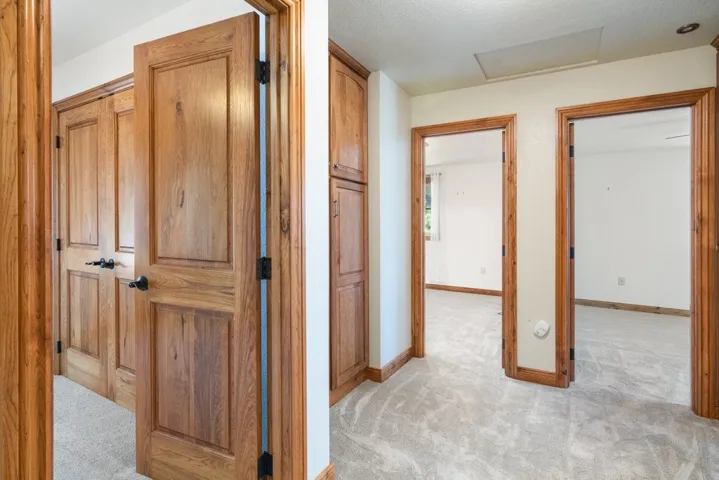 Upstairs bedrooms - hall