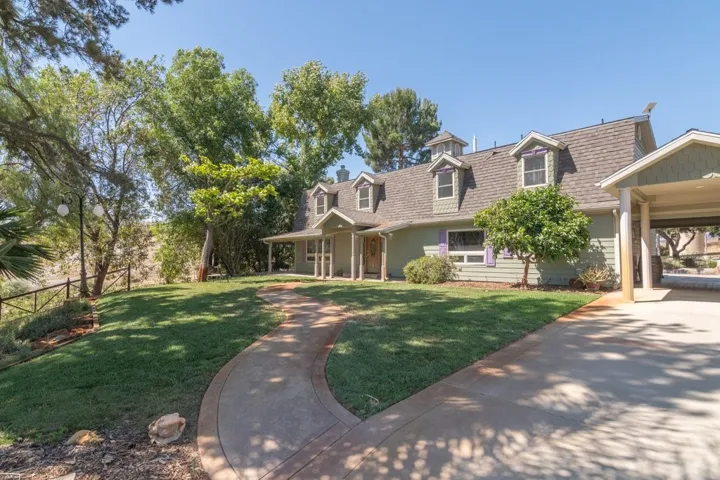 37890 Normandy, Winchester, California 92596