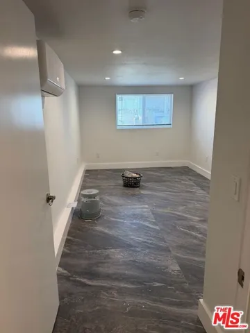 160 W 59th Street 1/4, Los Angeles, California 90003