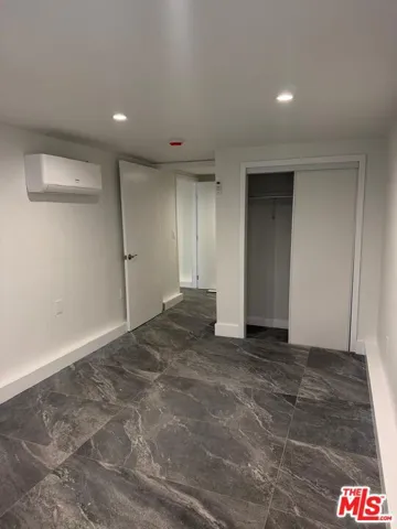 160 W 59th Street 1/4, Los Angeles, California 90003