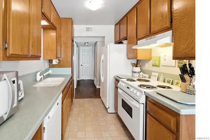 450 W Vermont Ave 807, Escondido, California 92025