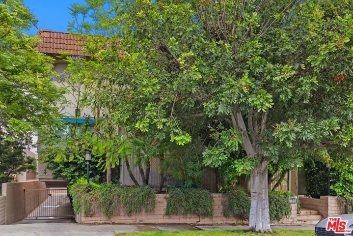 11836 Mayfield Avenue 9, Los Angeles, California 90049