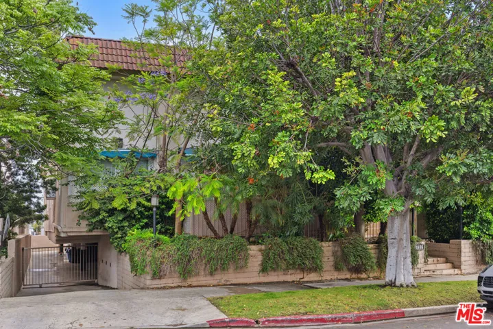 11836 Mayfield Avenue 9, Los Angeles, California 90049