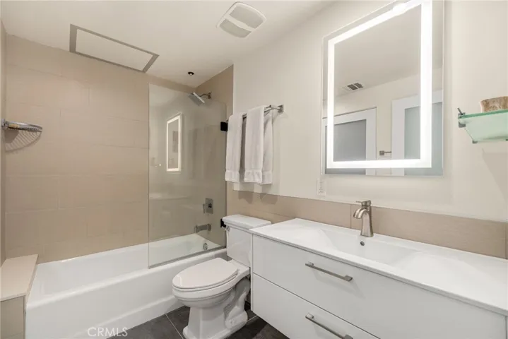 939 S Broadway #1001, Los Angeles, California 90015