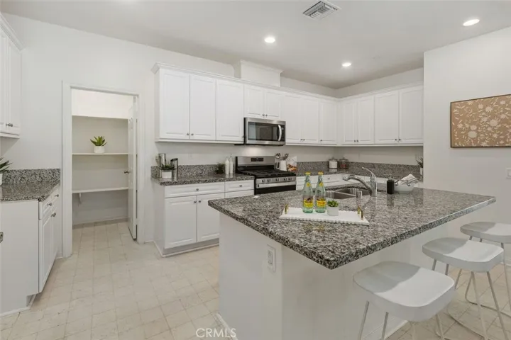 7640 Sweet Ranch Circle 272, Riverside, California 92507