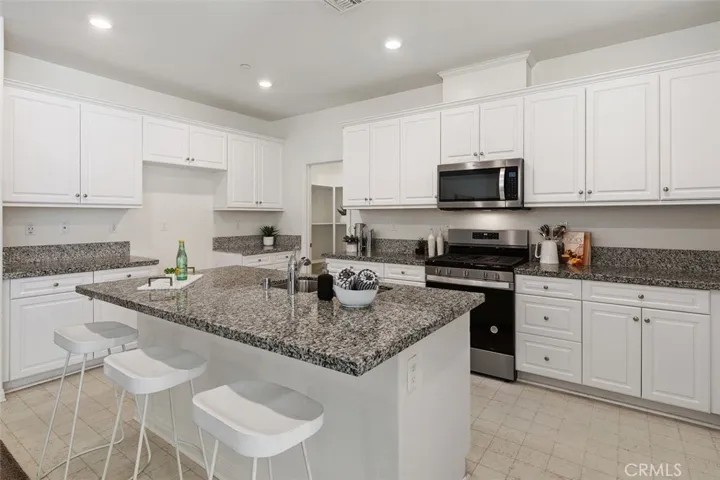 7640 Sweet Ranch Circle 272, Riverside, California 92507