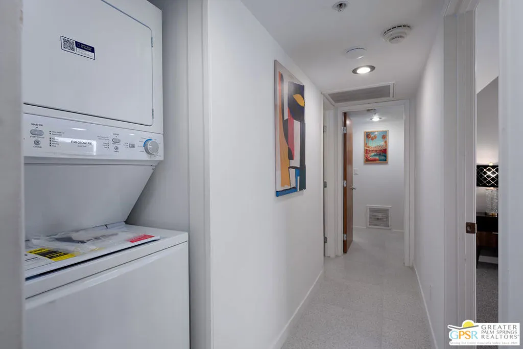 Laundry -  Unit 104 - Querenci