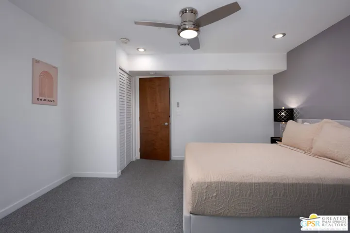Guest Bedroom- Unit 104 - Quer