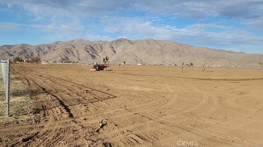 0 Milpas, Apple Valley, California 92308