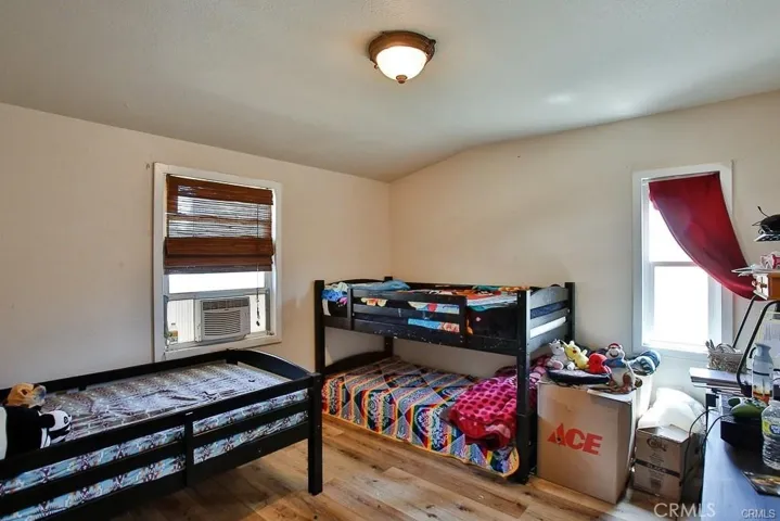 2302 W La Verne Avenue, Santa Ana, California 92704