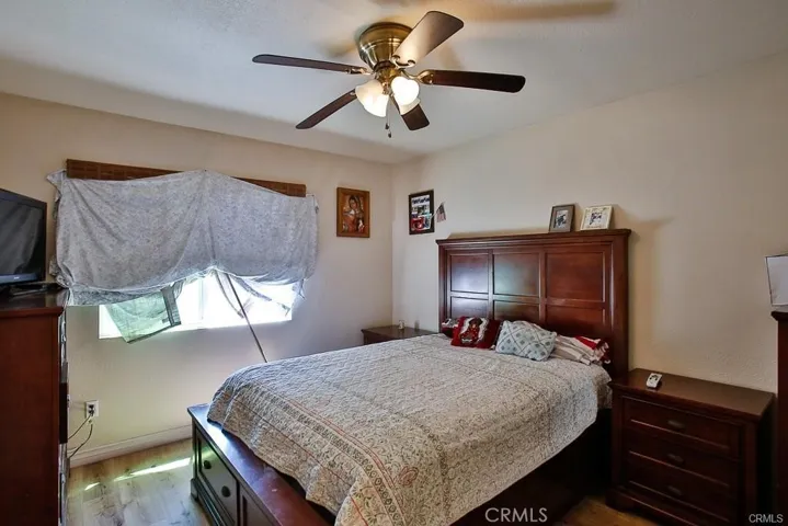 2302 W La Verne Avenue, Santa Ana, California 92704