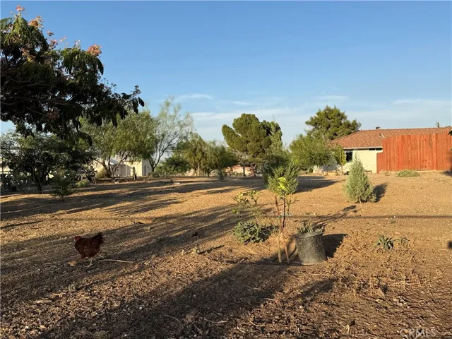 11910 Hawthorne, Hesperia, California 92345