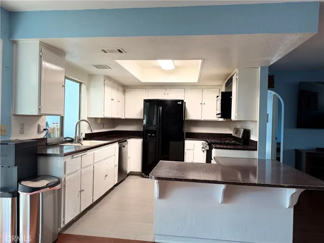 11910 Hawthorne, Hesperia, California 92345