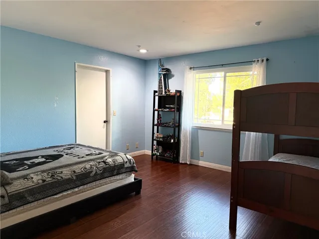 11910 Hawthorne, Hesperia, California 92345