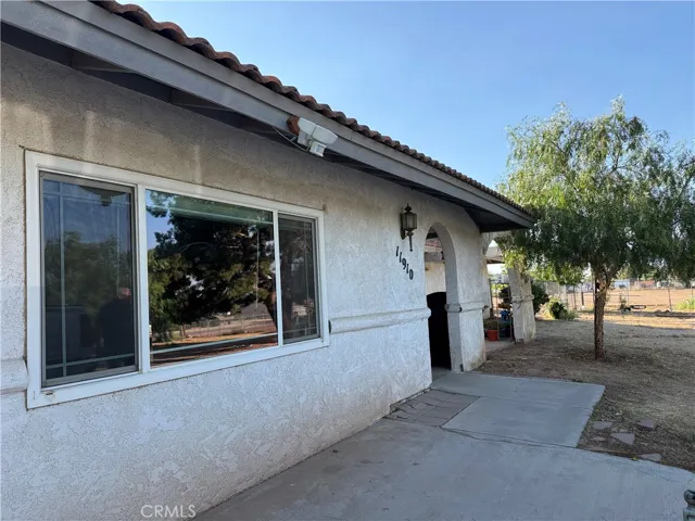 11910 Hawthorne, Hesperia, California 92345