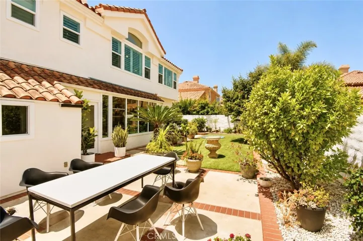 9341 Power, Huntington Beach, California 92646