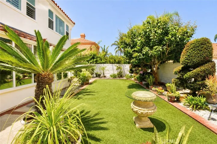 9341 Power, Huntington Beach, California 92646