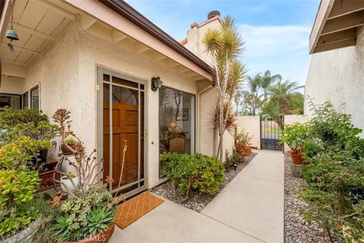 242 Pasteur, Placentia, California 92870