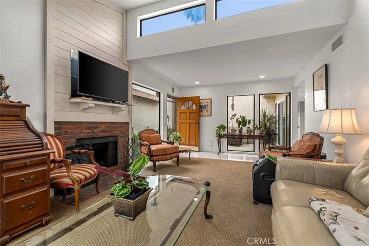 242 Pasteur, Placentia, California 92870