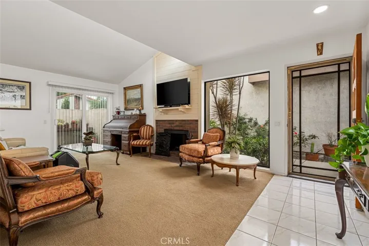 242 Pasteur, Placentia, California 92870