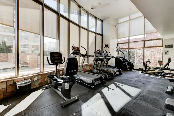 645 Front St. 1910, San Diego, California 92101