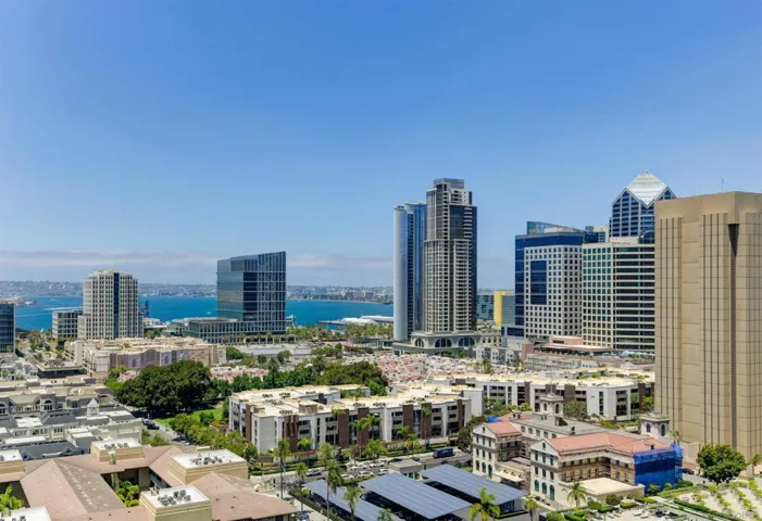 645 Front St. 1910, San Diego, California 92101
