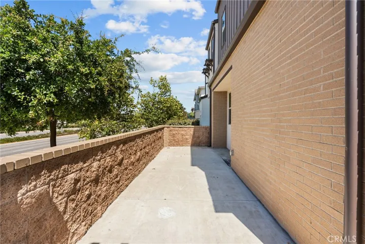 105 Red Brick, Simi Valley, California 93065