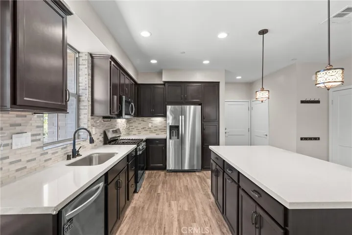 105 Red Brick, Simi Valley, California 93065