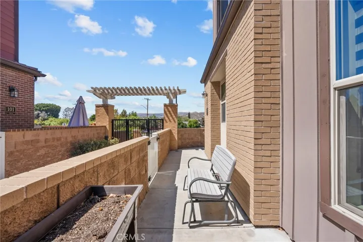 105 Red Brick, Simi Valley, California 93065