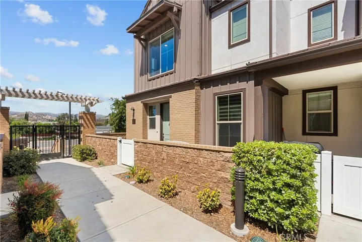 105 Red Brick, Simi Valley, California 93065