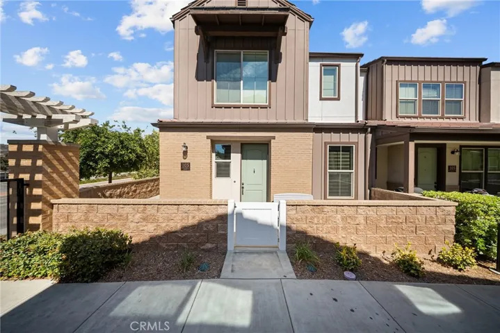 105 Red Brick, Simi Valley, California 93065