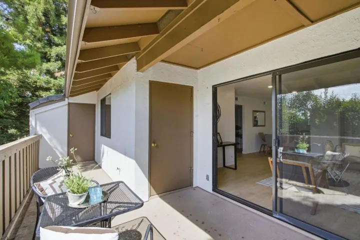 2201 Monroe Street 204, Santa Clara, California 95050